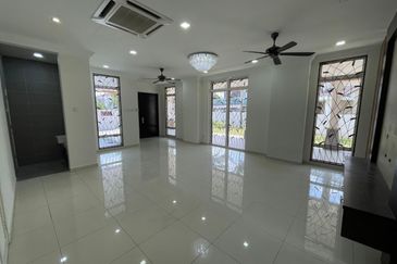 Bandar Tun Hussein Onn