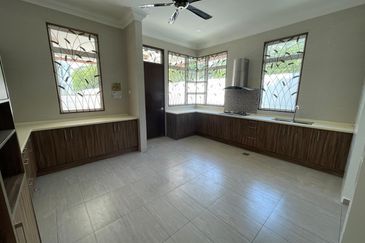 Bandar Tun Hussein Onn