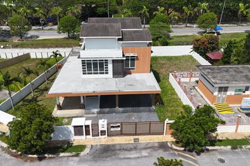 Bandar Tun Hussein Onn