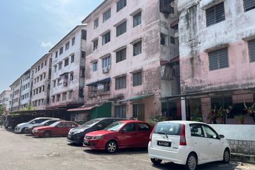 Pangsapuri Baiduri, Bandar Tasik Kesuma