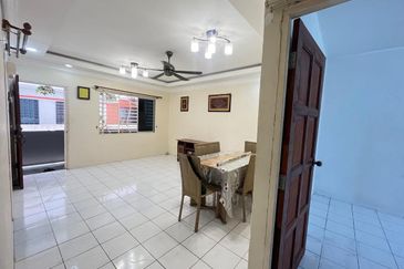 Pangsapuri Baiduri, Bandar Tasik Kesuma