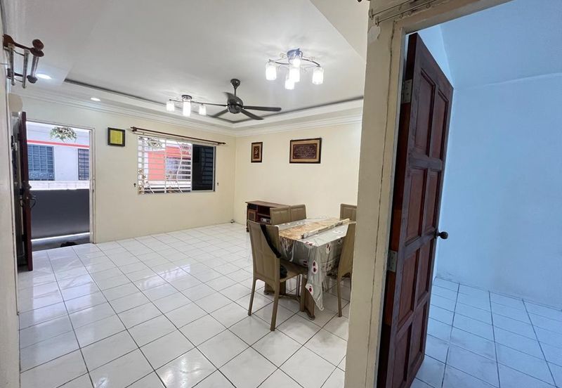 Pangsapuri Baiduri, Bandar Tasik Kesuma