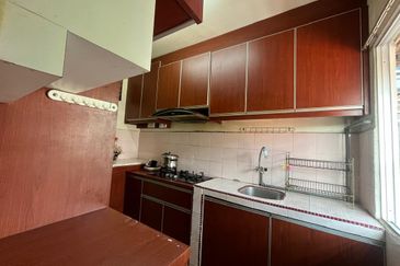 Pangsapuri Baiduri, Bandar Tasik Kesuma