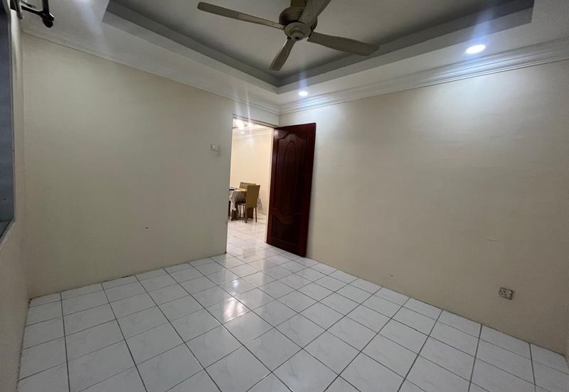 Pangsapuri Baiduri, Bandar Tasik Kesuma