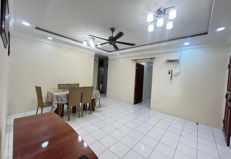 Pangsapuri Baiduri, Bandar Tasik Kesuma