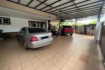 Rumah Teres 2 Tingkat Lot Tepi Taman Melawati Kuala Lumpur Untuk Dijual