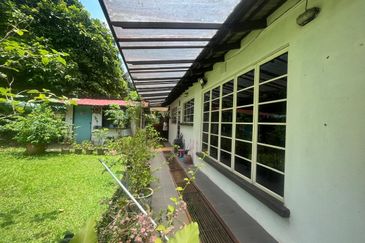 Rumah Teres 2 Tingkat Lot Tepi Taman Melawati Kuala Lumpur Untuk Dijual