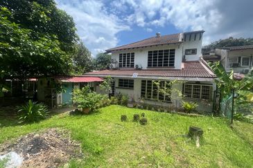 Rumah Teres 2 Tingkat Lot Tepi Taman Melawati Kuala Lumpur Untuk Dijual