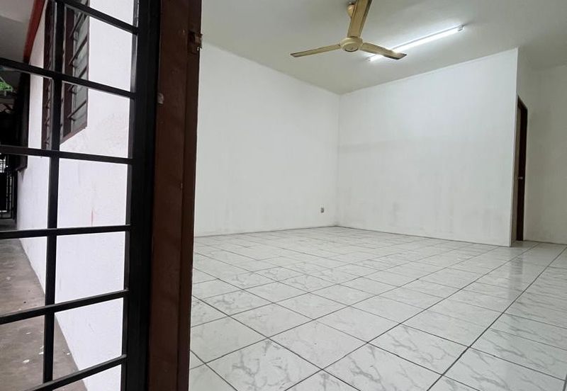 Pangsapuri Baiduri, Bandar Tasik Kesuma