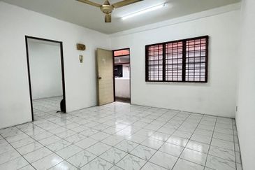 Pangsapuri Baiduri, Bandar Tasik Kesuma