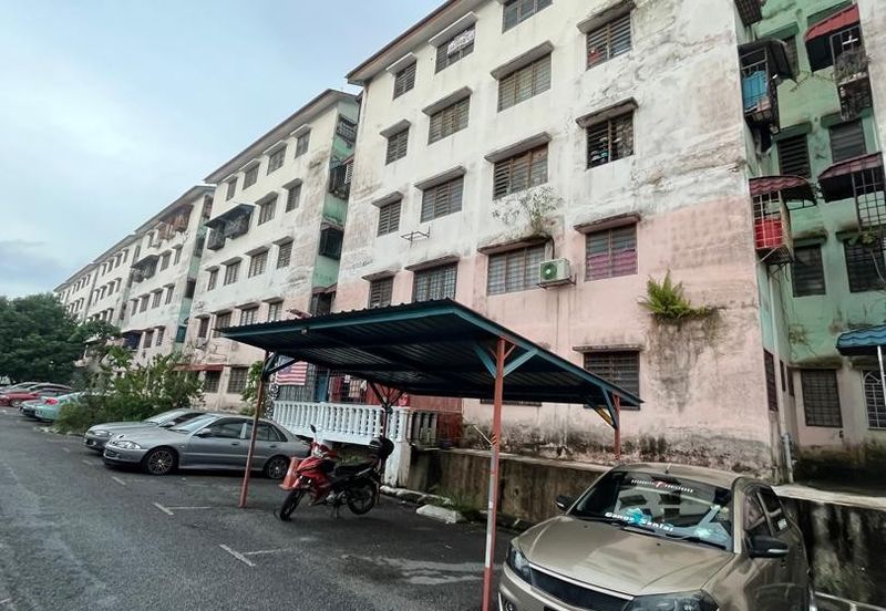 Pangsapuri Baiduri, Bandar Tasik Kesuma