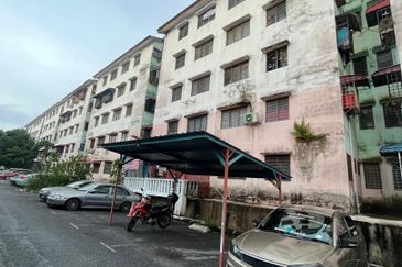 Pangsapuri Baiduri, Bandar Tasik Kesuma