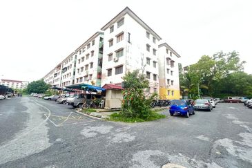 Pangsapuri Baiduri, Bandar Tasik Kesuma