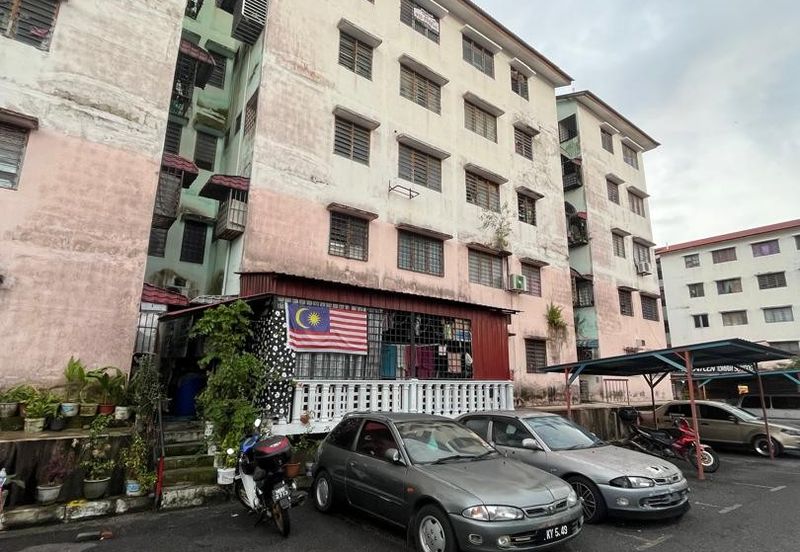 Pangsapuri Baiduri, Bandar Tasik Kesuma
