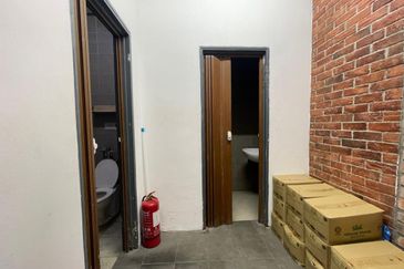 D`Bayu Bukit Jelutong