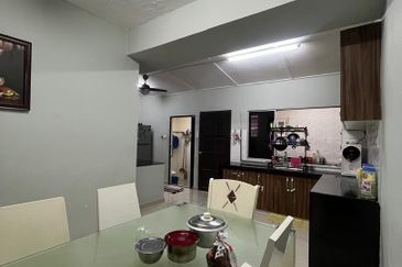 Jalan Bukit Cantik 2