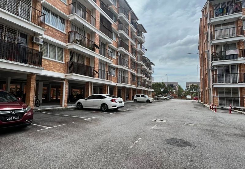 Villa Court @ Goodview Height