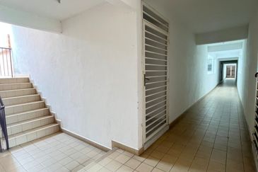 Villa Court @ Goodview Height