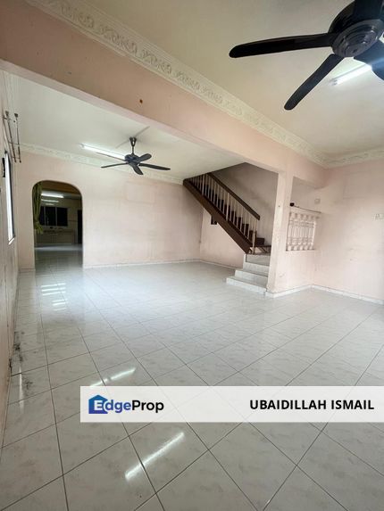 Sebelah Surau Rumah Teres Tepi 2 Tingkat @ Desa Sri Jenaris Kajang Untuk Dijual, Selangor, Kajang