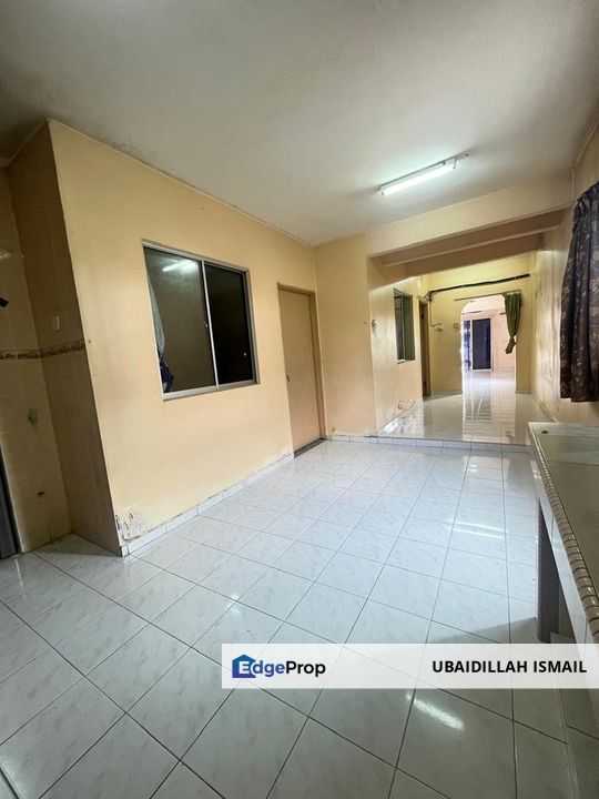 Sebelah Surau Rumah Teres Tepi 2 Tingkat @ Desa Sri Jenaris Kajang Untuk Dijual, Selangor, Kajang