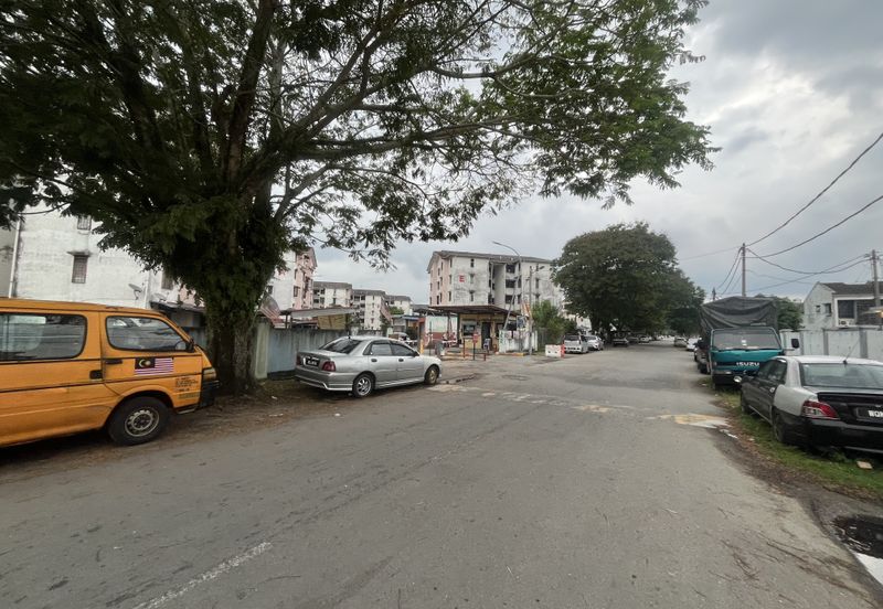 Apartment Kasawari, Taman Impian Ehsan