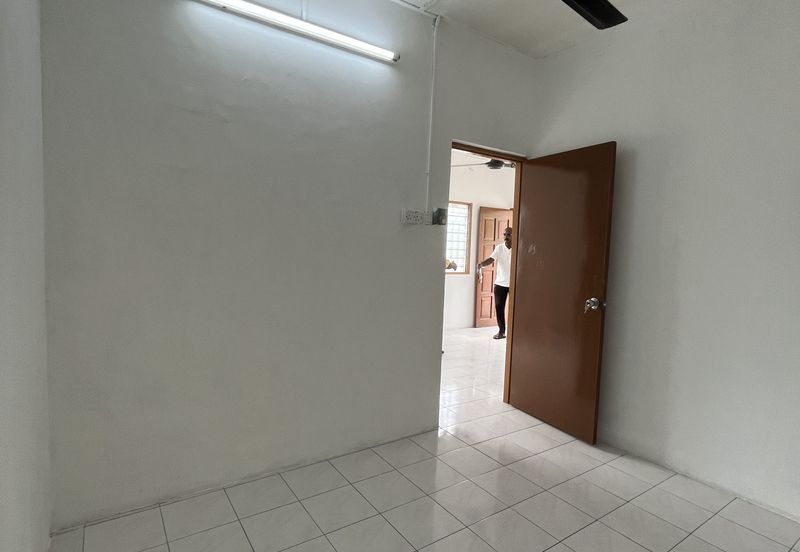 TAMAN PINGGIRAN SAUJANA