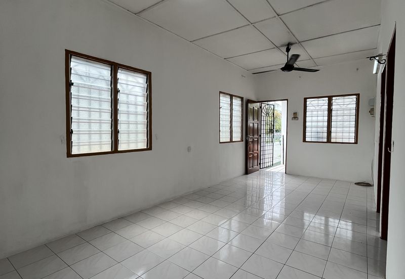 TAMAN PINGGIRAN SAUJANA