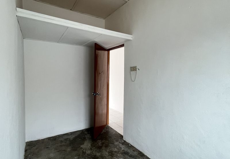 TAMAN PINGGIRAN SAUJANA