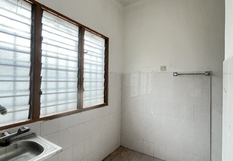 TAMAN PINGGIRAN SAUJANA