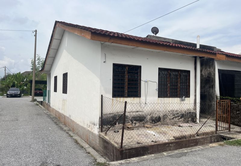 TAMAN PINGGIRAN SAUJANA