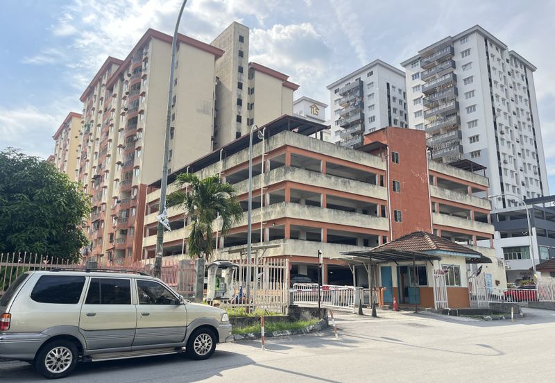 Sri Ria Apartments