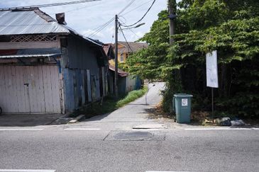 Tanah Lot Banglo Besar Seksyen 26 Bandar Kota Bharu Off Jalan Tok Guru
