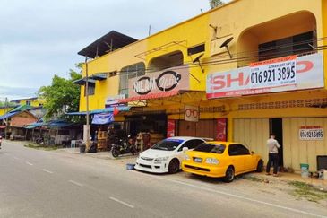 Rumah Kedai 2 Tingkat dalam Bandar Tumpat, Tumpat, Kelantan