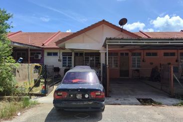 Rumah Teres Setingkat Murah Taman Perisai Wira dekat Bandar Kuala Krai