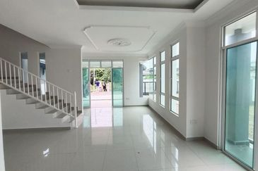 Rumah Semi-D Mewah 2 Tingkat di Tapang, Kota Bharu