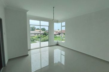 Rumah Semi-D Mewah 2 Tingkat di Tapang, Kota Bharu