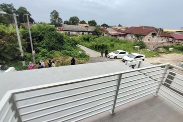 Rumah Semi-D Mewah 2 Tingkat di Tapang, Kota Bharu