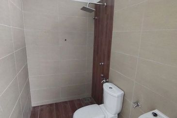 Rumah Semi-D Mewah 2 Tingkat di Tapang, Kota Bharu