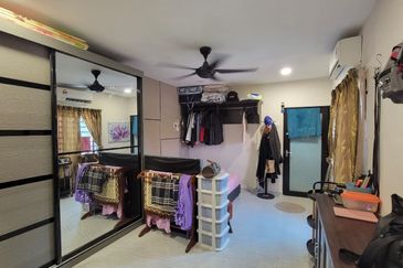 Rumah Banglo Fully Renovated & Extended di Kg Panji Dekat Peladang Panji