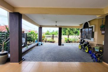 Rumah Banglo Fully Renovated & Extended di Kg Panji Dekat Peladang Panji