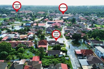 Rumah Banglo Fully Renovated & Extended di Kg Panji Dekat Peladang Panji