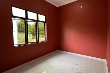 Rumah Banglo Mewah Siap untuk didiami Pasir Tumboh Dekat Masjid Al Qasimi