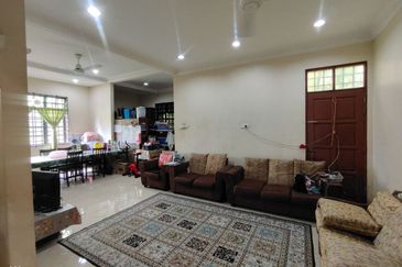 [Tanah Luas 17,820 kps] Rumah Banglo Besar 2 Tingkat Tanah Luas Kg Seribong dekat SK Seribong