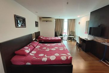 [ Bellow Market Value ] 1 Unit Apartment Service Kota Bharu City Point, Kota Bharu