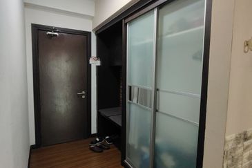 [ Bellow Market Value ] 1 Unit Apartment Service Kota Bharu City Point, Kota Bharu