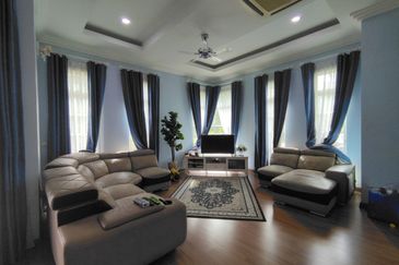 [Tanah Besar 14,400 kps] Banglo Mewah 2 Tingkat di Kubang Kerian dekat Istana Negeri Kubang Kerian