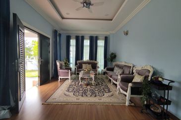 [Tanah Besar 14,400 kps] Banglo Mewah 2 Tingkat di Kubang Kerian dekat Istana Negeri Kubang Kerian