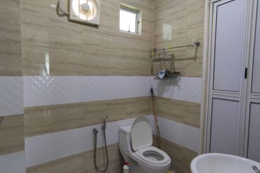 [Tanah Besar 14,400 kps] Banglo Mewah 2 Tingkat di Kubang Kerian dekat Istana Negeri Kubang Kerian