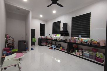 [Dekat Masjid & Tanah Luas 13,810 kps] Rumah Banglo Besar & Mewah Bunut Sarang Burung, Wakaf Bharu