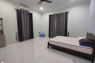 [Dekat Masjid & Tanah Luas 13,810 kps] Rumah Banglo Besar & Mewah Bunut Sarang Burung, Wakaf Bharu